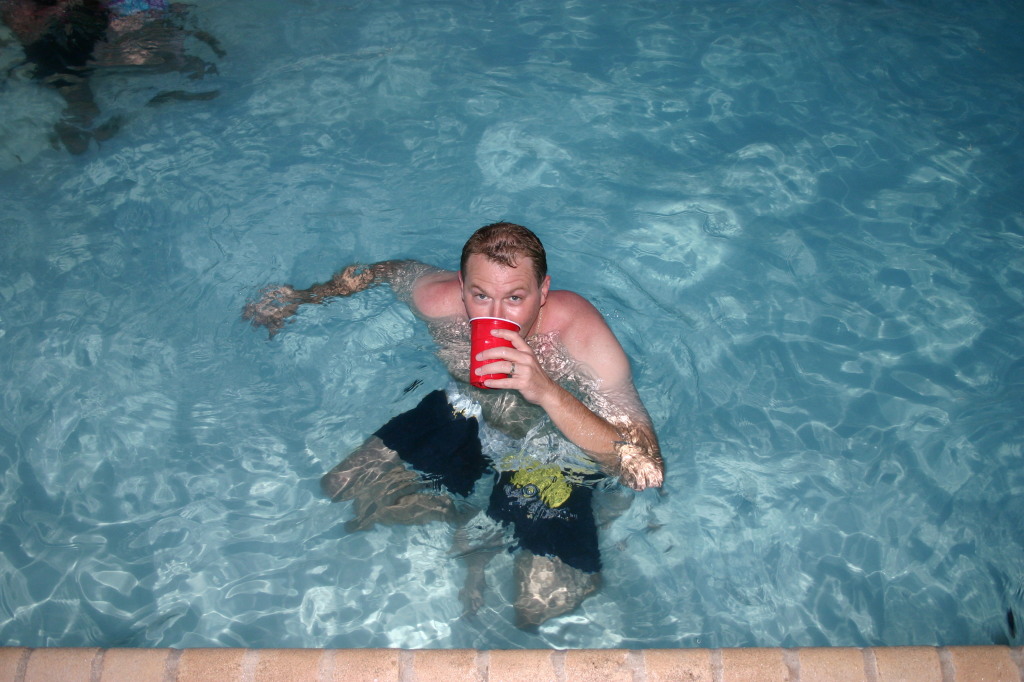 2005-07-02-Port-Aransas-72-pool-Doug.jpg