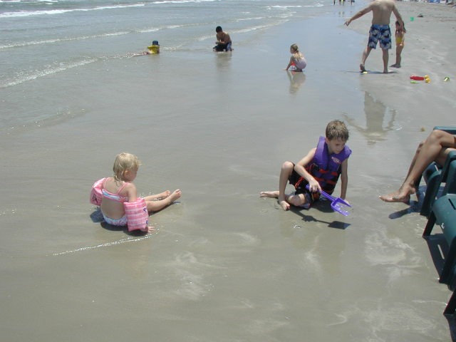 2005-07-02-Port-Aransas-26-Zeta-Chance.JPG