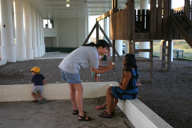 2005-07-02-Port-Aransas-54-Kiffin-Kavita.jpg