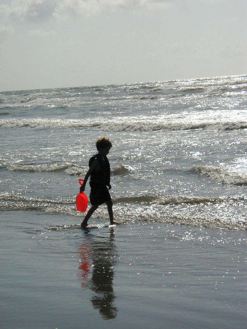 2005/07(July)/Port-Aransas/Day2/2005-07-02-Port-Aransas-01-Chance.JPG