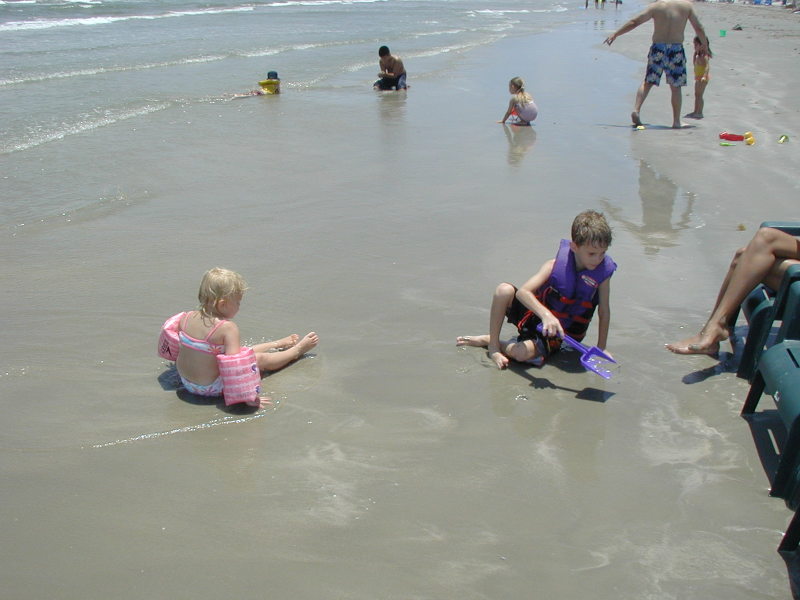 2005/07(July)/Port-Aransas/Day2/800x600_2005-07-02-Port-Aransas-26-Zeta-Chance.JPG