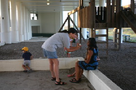 2005-07-02-Port-Aransas-54-Kiffin-Kavita.jpg