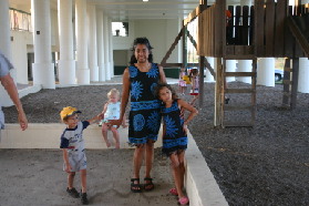 2005-07-02-Port-Aransas-56-Sachin-Kavita-Kalyani.jpg