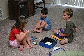 2005-07-03-Port-Aransas-01-Brittney-Dax-Chance.JPG
