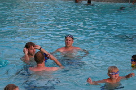 2005-07-03-Port-Aransas-26-Travis-Doug-Ben-pool.JPG