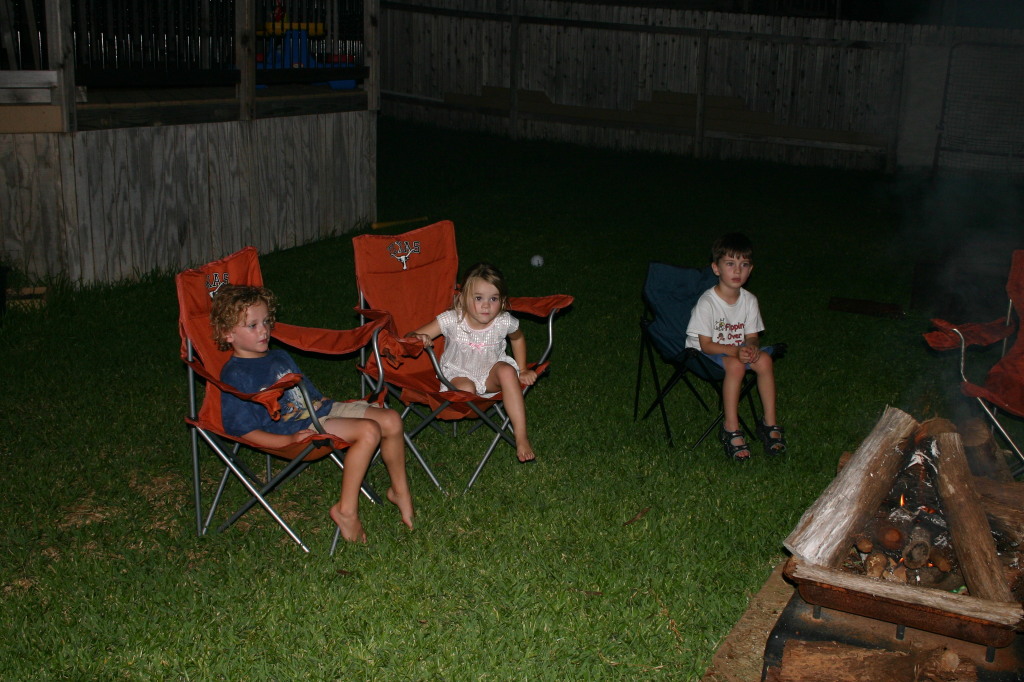 2005/08(August)/Camping-at-Justins/1024x768_2005-08-06-Camping-at-Justins-house-13-Vale-Kyla-Dax.JPG