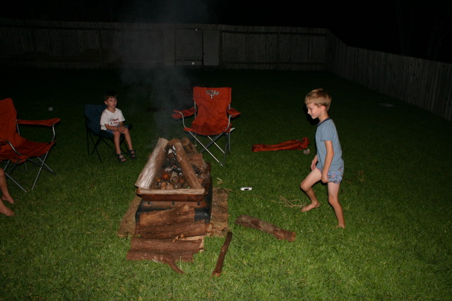 2005-08-06-Camping-at-Justins-house-12-Dax-Chance.JPG