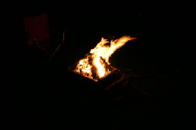 2005-08-06-Camping-at-Justins-house-42-fire.JPG