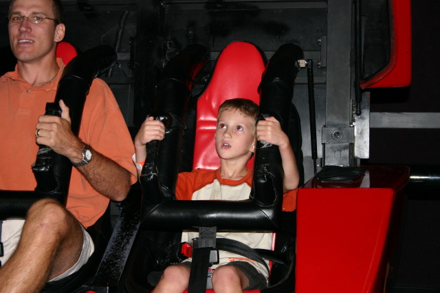 2005/08(August)/Motive-Picnic-Main-Event/640x480_2005-07-30-Motive-picnic-17-Chance-Travis-virtual-coaster.JPG