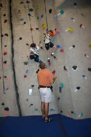 2005-07-30-Motive-picnic-34-rock-climbing-Chance-Dax-Travis.JPG