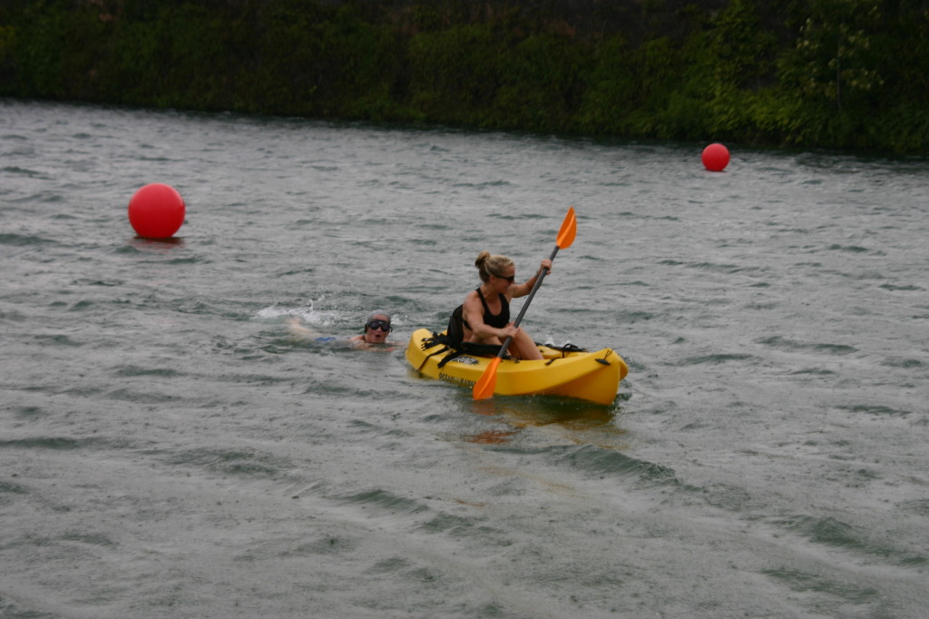 2005/08(August)/PureAustin-Swim-Run/1024x768_2005-08-04-PureAustin-swim-16-Suzi-dragged-by-Desiree-lightning.JPG