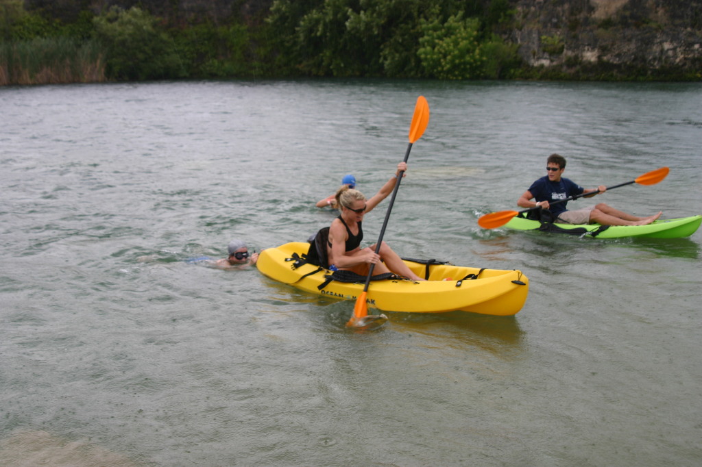 2005/08(August)/PureAustin-Swim-Run/1024x768_2005-08-04-PureAustin-swim-22-Suzi-dragged-by-Desiree-lightning.JPG