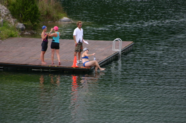 2005/08(August)/PureAustin-Swim-Run/640x480_2005-08-04-PureAustin-swim-06-Suzi.JPG