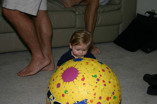 2005/08(August)/Travis-35th-Bday/640x480_2005-08-28-Travis-35th-bday-33-Ian.JPG