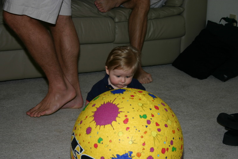 2005/08(August)/Travis-35th-Bday/800x600_2005-08-28-Travis-35th-bday-33-Ian.JPG