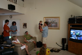 2005-08-28-Travis-35th-bday-19-Justin-Ian-stunting.JPG