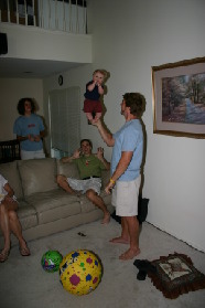 2005-08-28-Travis-35th-bday-30-Justin-Ian-stunting.JPG
