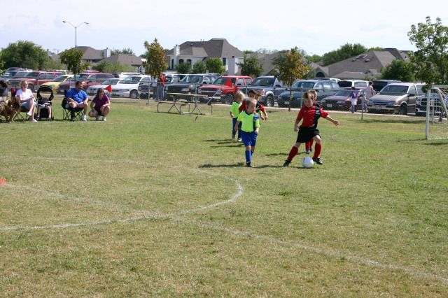 2005/09(September)/Chance-Soccer/640x480_2005-09-24-Soccer-0012-Chance.JPG
