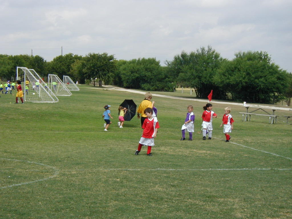 2005/09(September)/Dax-Soccer/1024x768_2005-09-10-Soccer-4-Dax.JPG