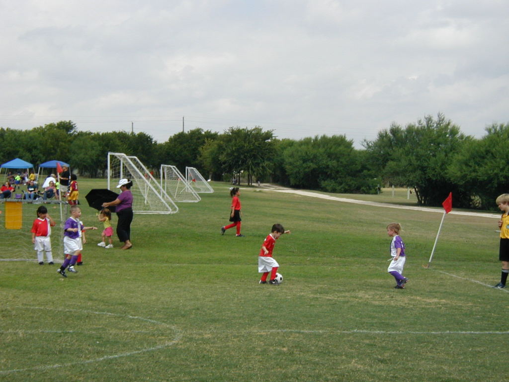 2005/09(September)/Dax-Soccer/1024x768_2005-09-10-Soccer-5-Dax.JPG