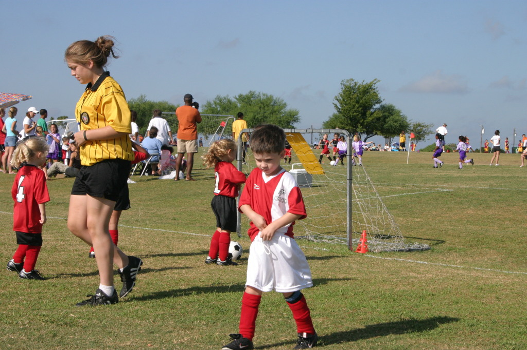 2005/09(September)/Dax-Soccer/1024x768_2005-09-17-Soccer-10-Dax.JPG