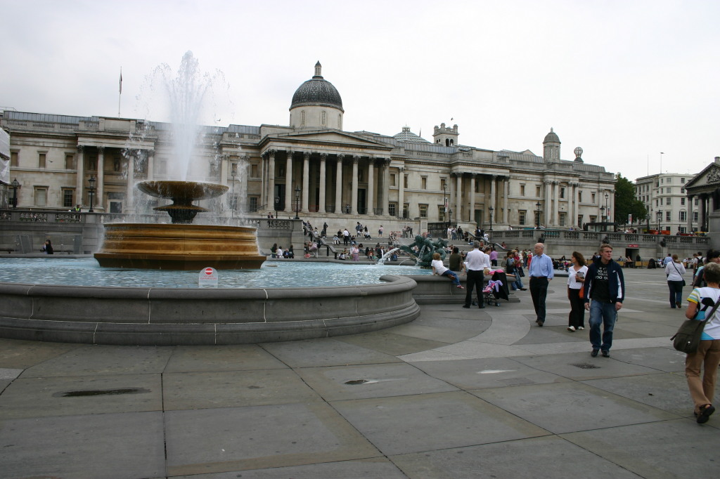 2005-09-06-London-10-Trafalgar-square.JPG