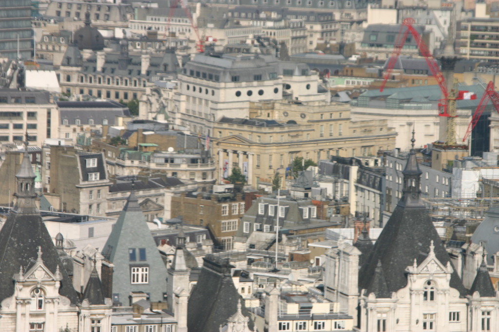 2005-09-09-London-18-from-the-Eye-museum.JPG