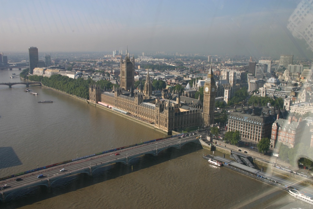 2005-09-09-London-58-from-the-Eye-river-Thames.JPG