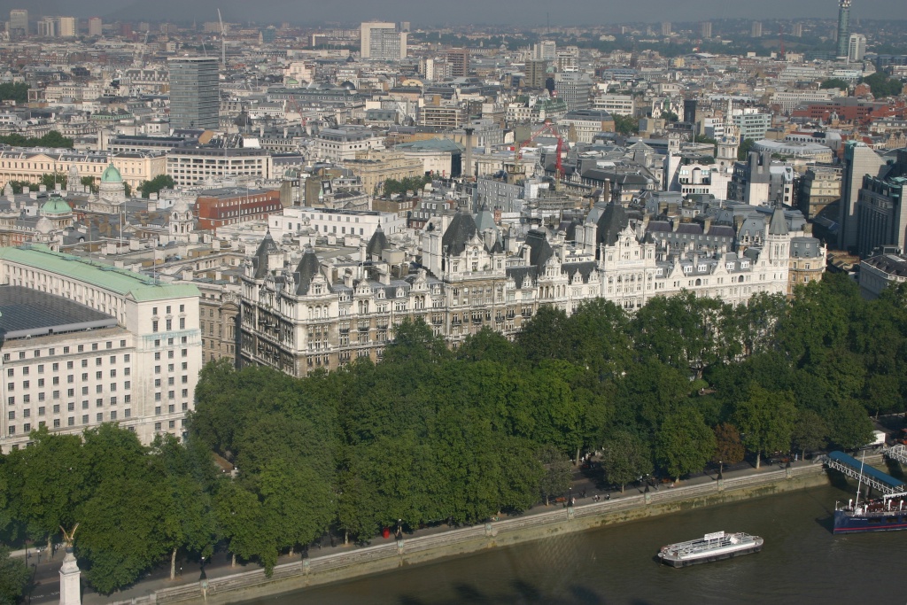 2005-09-09-London-65-from-the-Eye-Royal-Horseguards.JPG