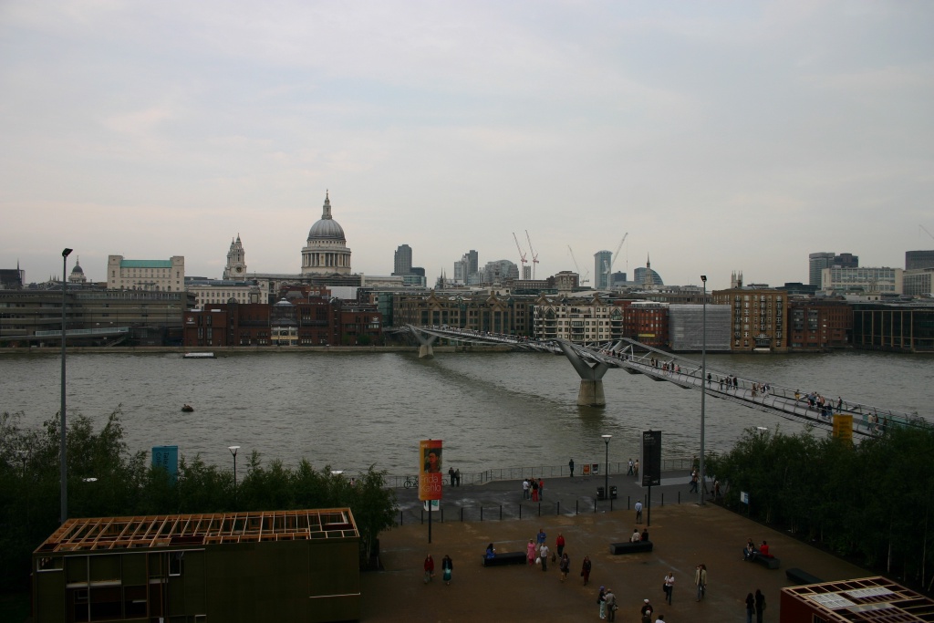 2005/09(September)/London/1024x768_2005-09-10-London-219.JPG
