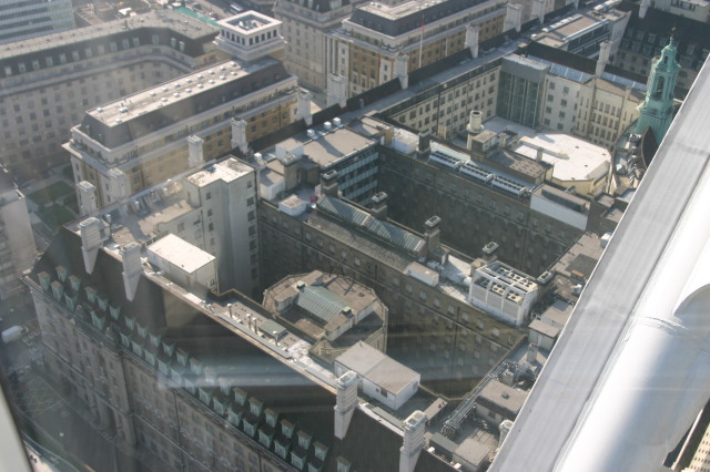 2005-09-09-London-25-from-the-Eye.JPG