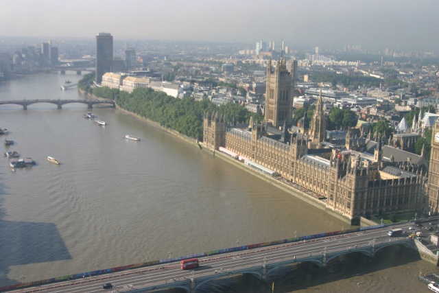 2005-09-09-London-55-from-the-Eye-river-Thames.JPG