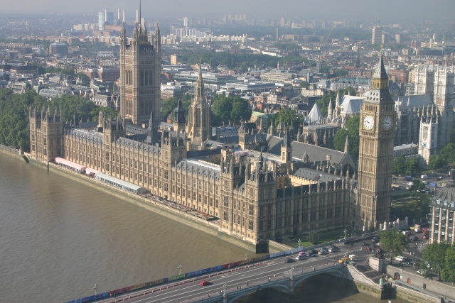 2005-09-09-London-59-from-the-Eye-river-Thames.JPG