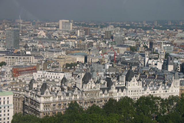 2005-09-09-London-66-from-the-Eye-Royal-Horseguards.JPG