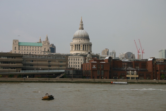 2005/09(September)/London/640x480_2005-09-10-London-214.JPG