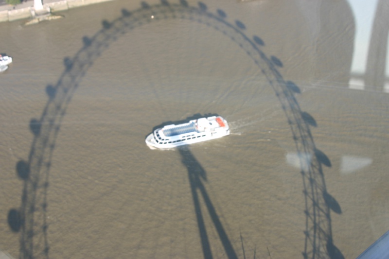 2005-09-09-London-49-from-the-Eye-river-Thames.JPG