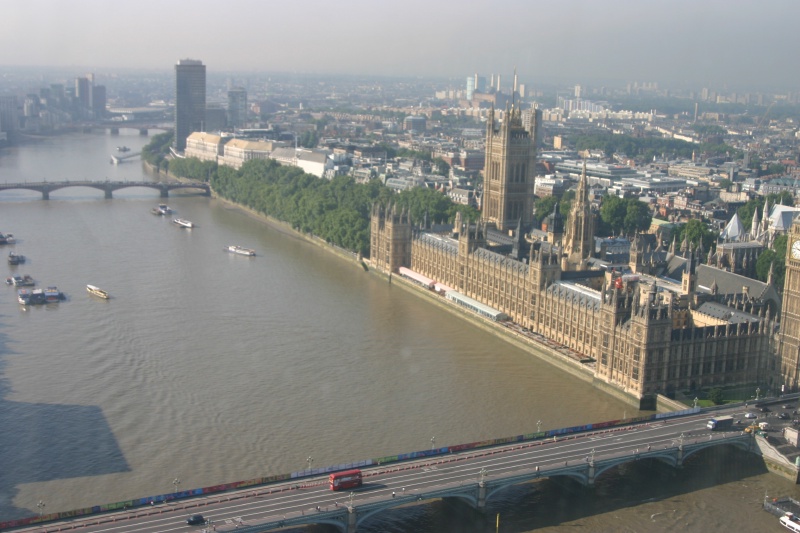 2005-09-09-London-55-from-the-Eye-river-Thames.JPG