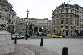 2005-09-06-London-02-Trafalgar-square.JPG
