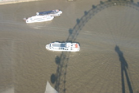 2005-09-09-London-51-from-the-Eye-river-Thames.JPG