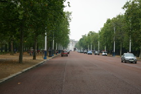 2005-09-10-London-040-changing-of-the-Guards.JPG