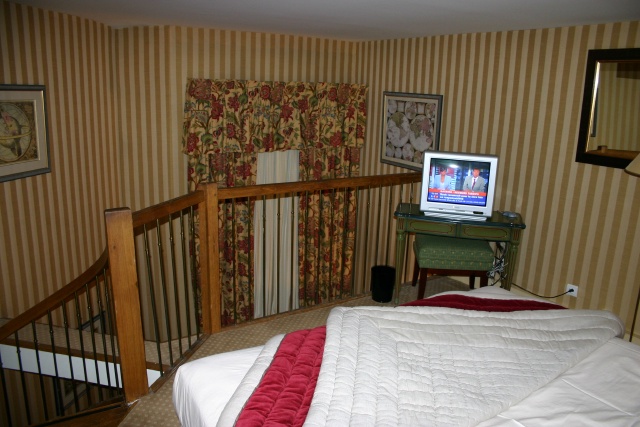 2005-09-13-Paris-28-Marignan-hotel.JPG