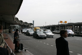 2005-09-13-Paris-02-Charles-DeGaulle-airport.JPG