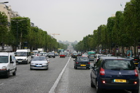 2005-09-13-Paris-13-Champs-Elyees.JPG