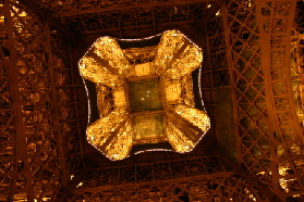 2005-09-13-Paris-38-Eiffel-Tower.JPG