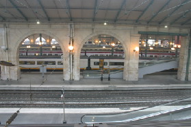 2005-09-14-Paris-01-Train-station.JPG