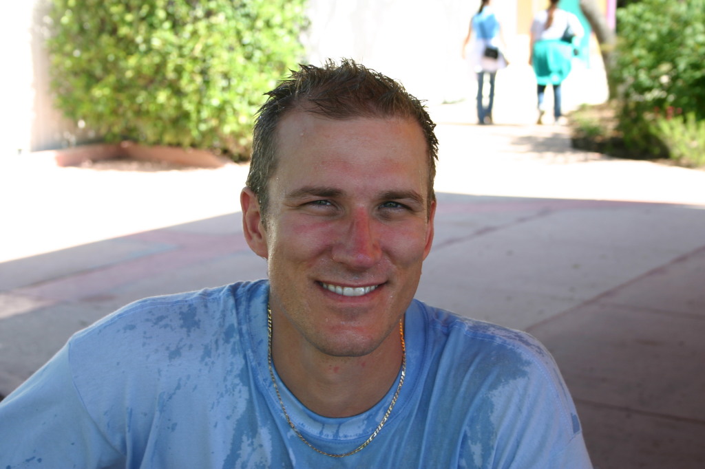 2005/09(September)/SeaWorld/1024x768_2005-09-18-Seaworld-with-Terhunes-037-Travis.JPG