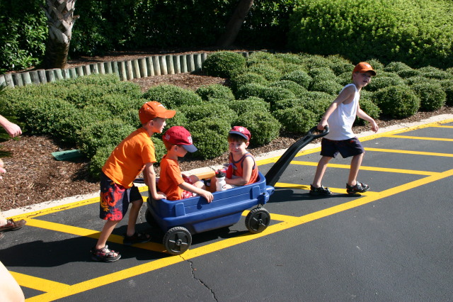 2005-09-18-Seaworld-with-Terhunes-002-Bryant-Bryce-Chance-Dax.JPG
