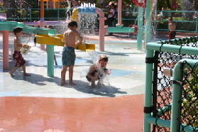 2005-09-18-Seaworld-with-Terhunes-040.JPG