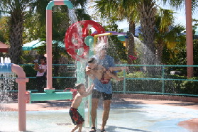 2005-09-18-Seaworld-with-Terhunes-045-Travis-Chance-Dax.JPG