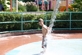 2005-09-18-Seaworld-with-Terhunes-079-Dax.JPG